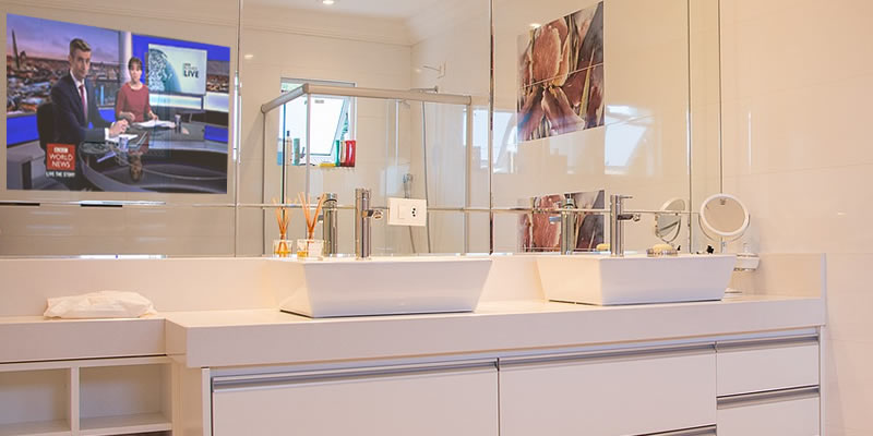 Hidden Audio Video: TV In Mirror